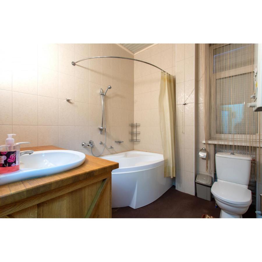 Cozy Apartment On Nezalezhnosti Avenue Kharkov Ngoại thất bức ảnh